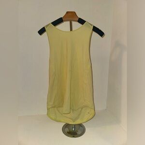 Lululemon Sculpt Cropped Tank Top Womens-S (No Tag) Yellow Activewear Workout